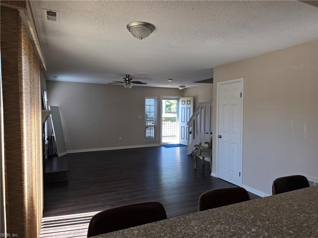 4536 Genoa Cir - Photo 7 of 21