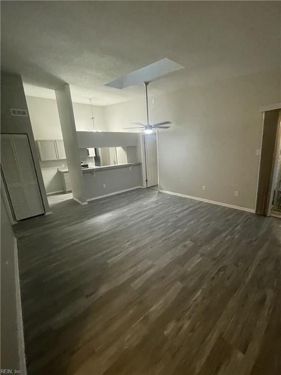 611 Bluff Ct - Photo 3 of 5