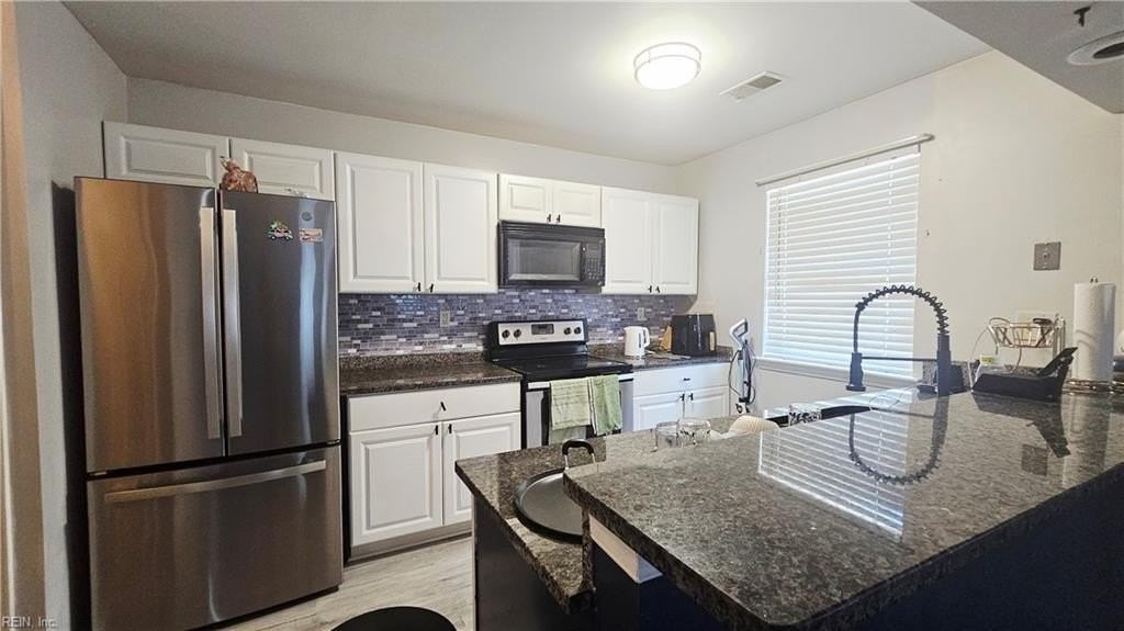 812 Zircon Ct - Photo 5 of 6