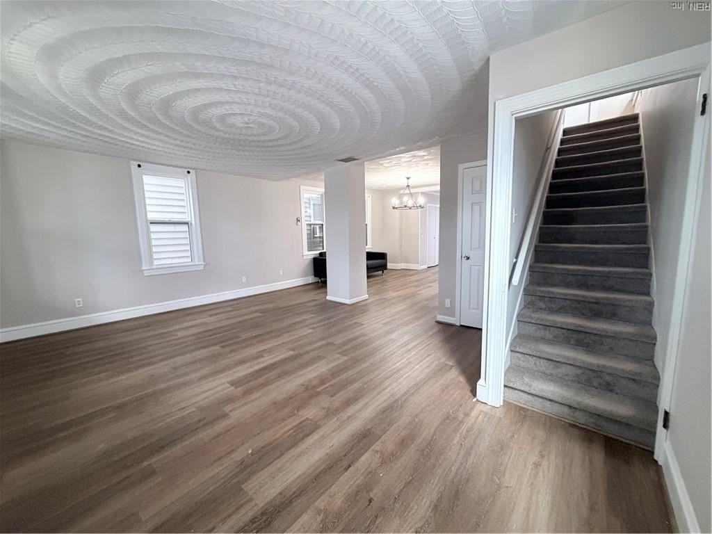 714 B St - Photo 2 of 6