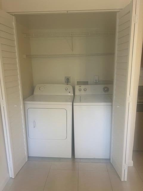 639 Executive Center Dr - Photo 4 of 7