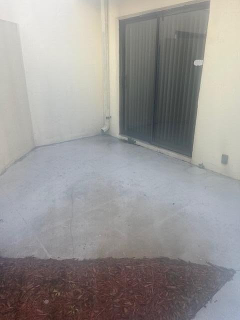 639 Executive Center Dr - Photo 7 of 7