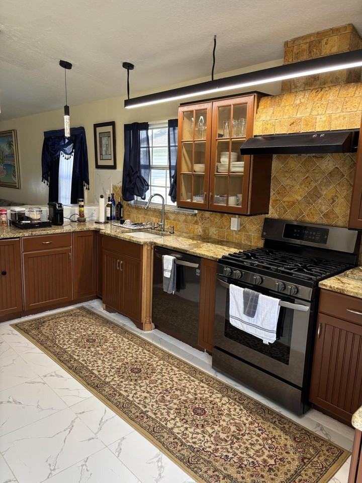 5359 Se Dell St - Photo 6 of 20