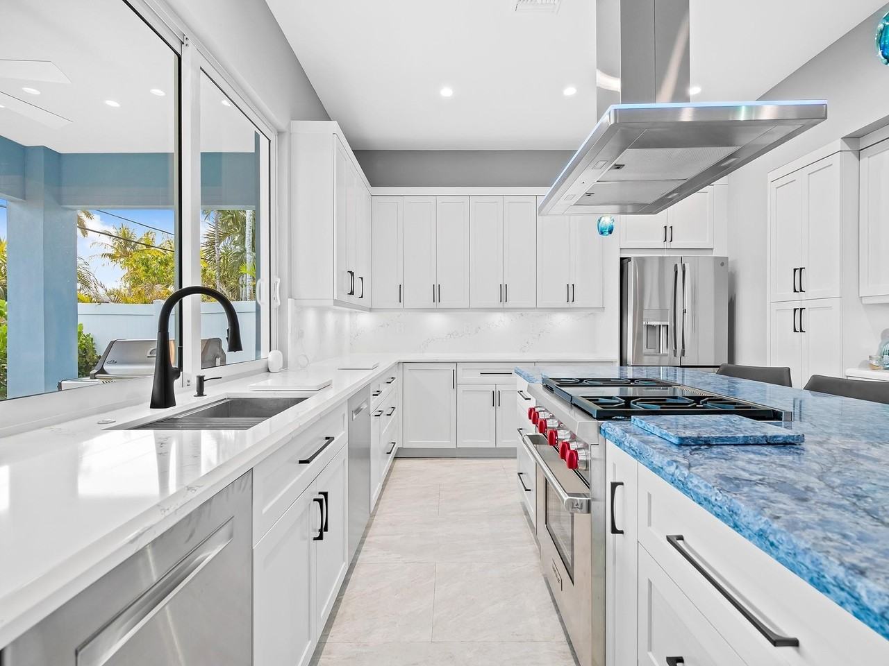 2754 Ne 31st Ct - Photo 5 of 39