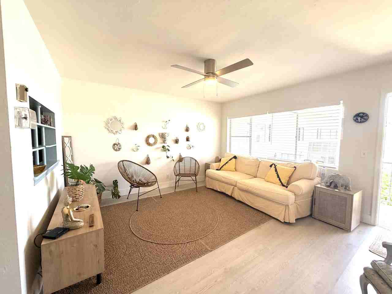 3322 Cynthia Ln #207 - Photo 2 of 47