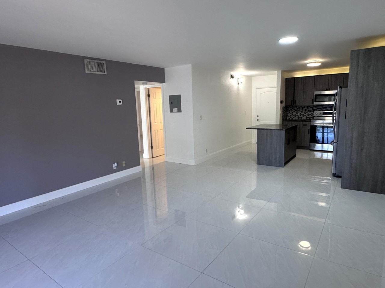 770 Se 2nd Ave #F101