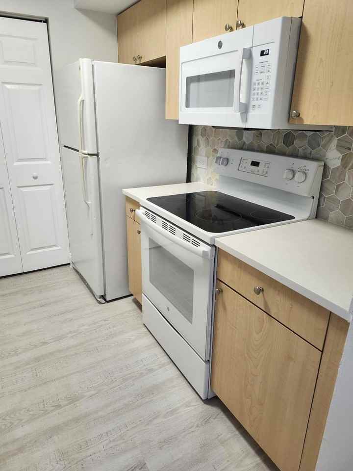 505 Villa Cir - Photo 2 of 26