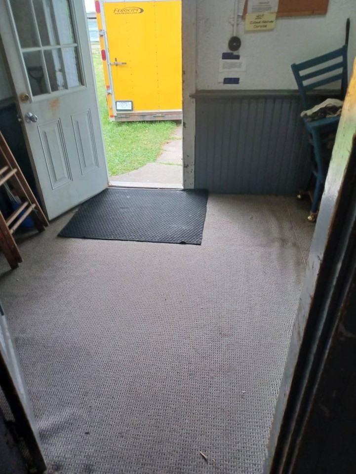 215 S 11th St - Photo 5 of 5