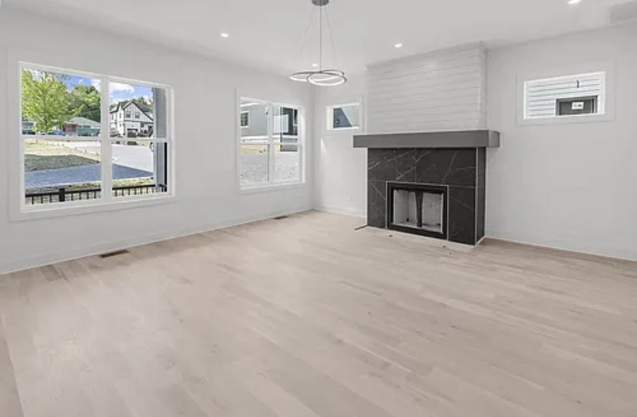 2323 Carter Ave #B - Photo 6 of 41