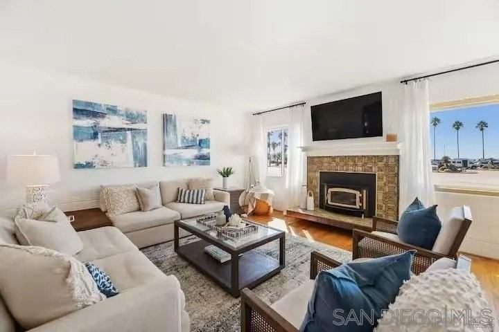 8373 El Paseo Grande - Photo 3 of 50