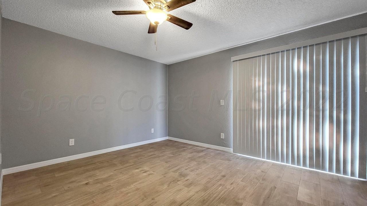 318 Sun Dial Ct - Photo 7 of 14