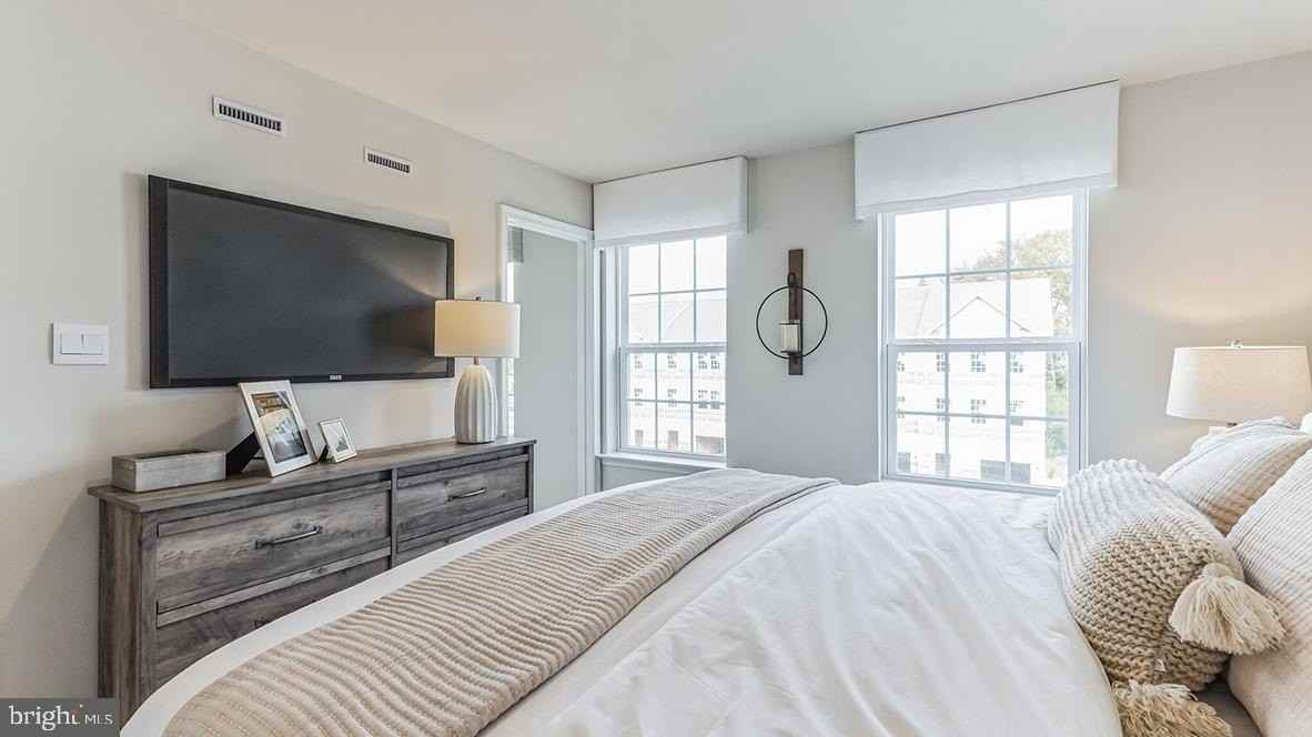 268 Macoun Way - Photo 7 of 33