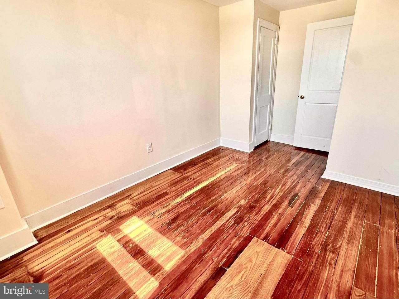 3400 Henry Ave #3R - Photo 5 of 7