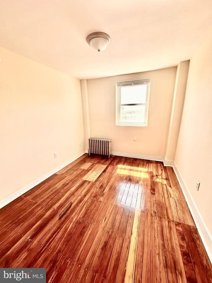 3400 Henry Ave #3R - Photo 6 of 7