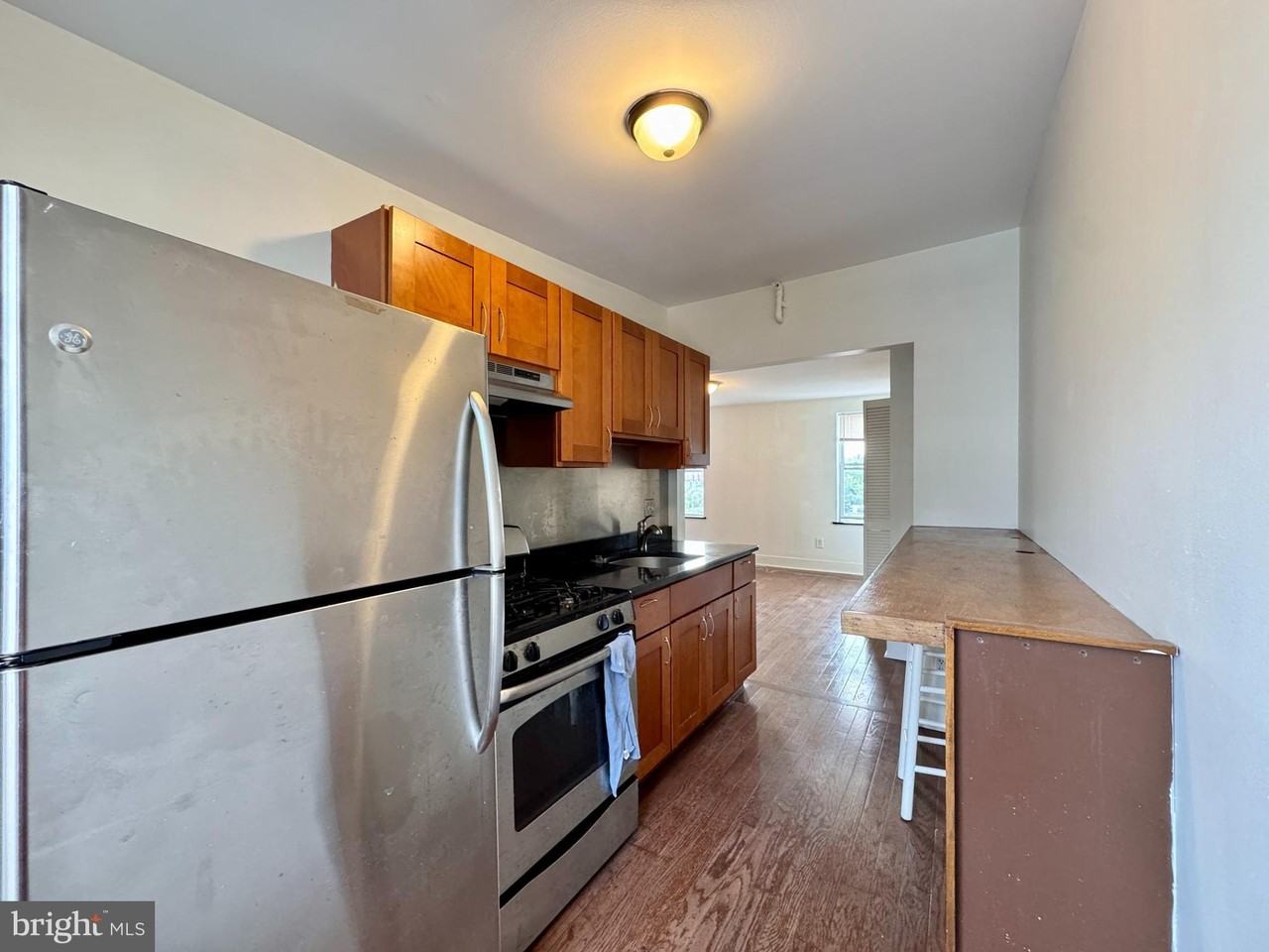 2228 Fairmount Ave #3 - Photo 6 of 9