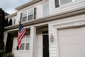 featured image of 110 Quinton Oaks Cir