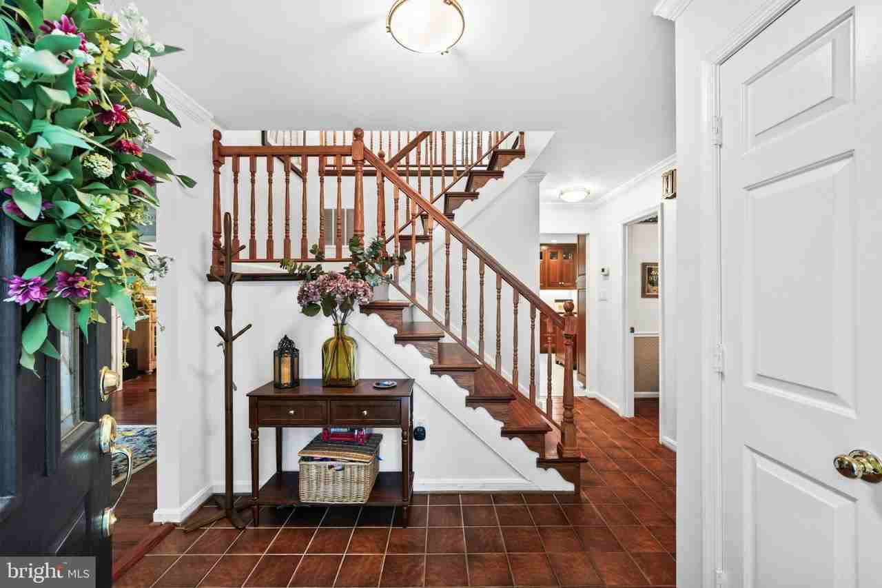 7362 Clifton Rd - Photo 2 of 50