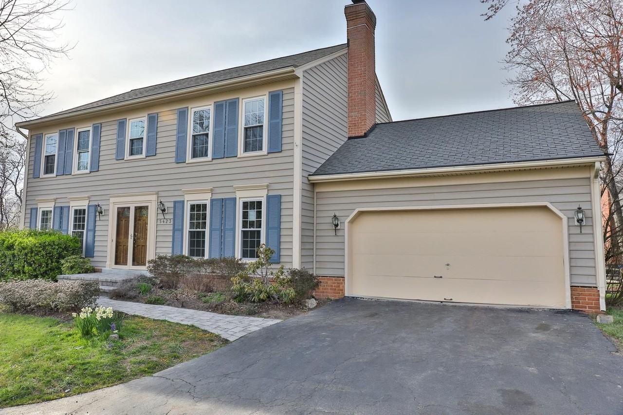 5423 Rilian Ct - Photo 5 of 50