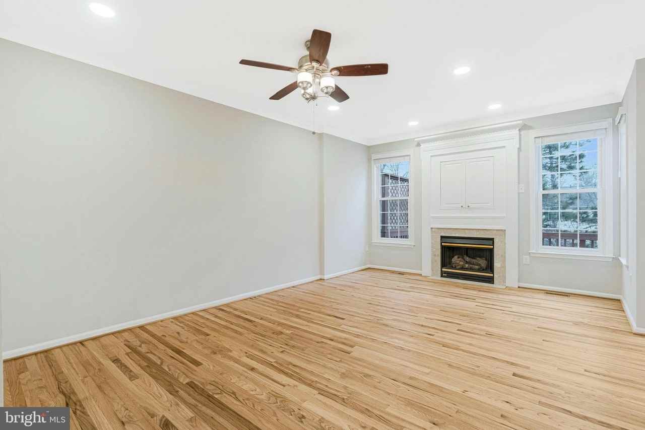 1707 Stuart Pointe Ln - Photo 7 of 28