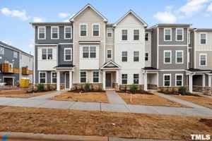 featured image of 742 Cormiche Ln