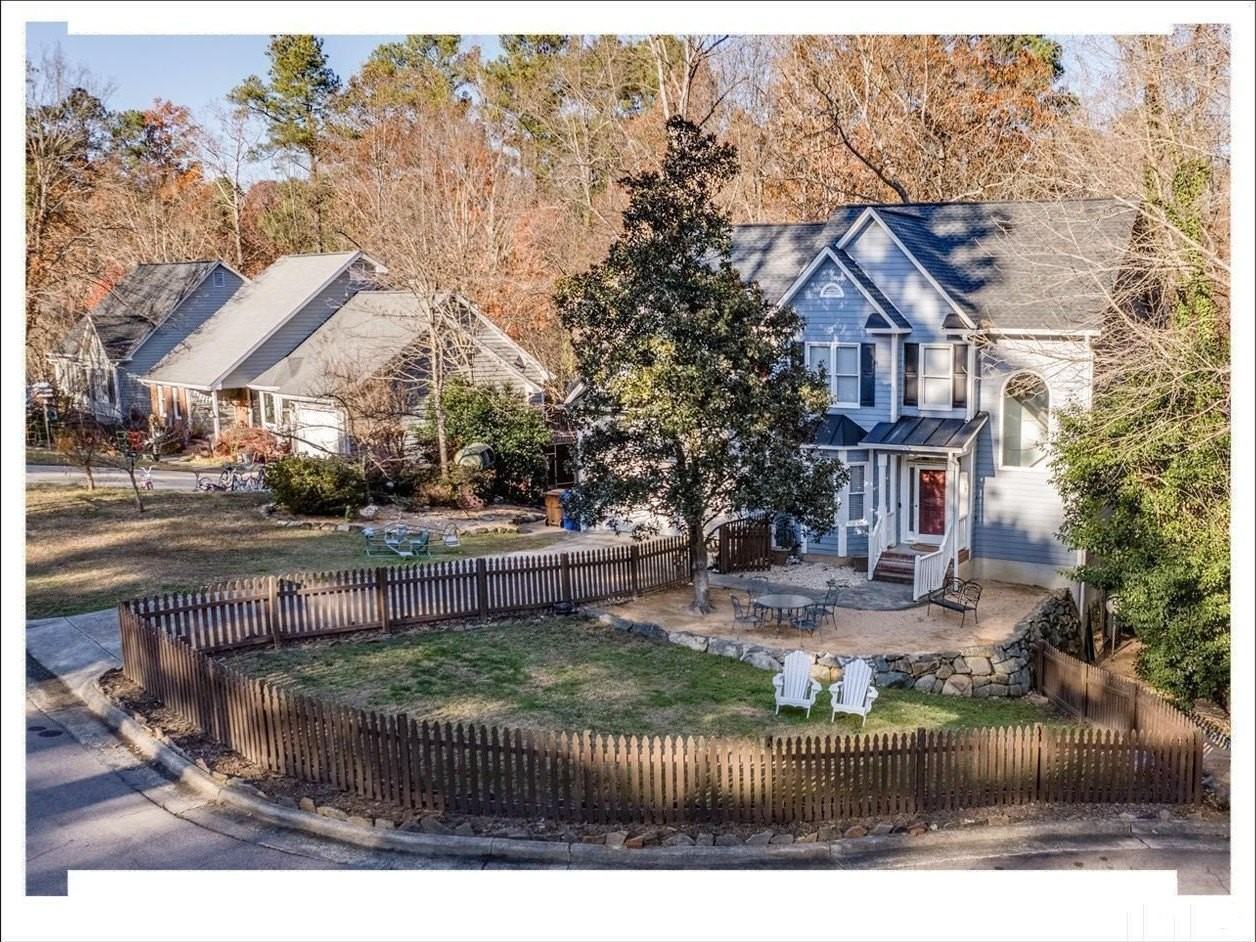 21 Prentiss Pl - Photo 2 of 39