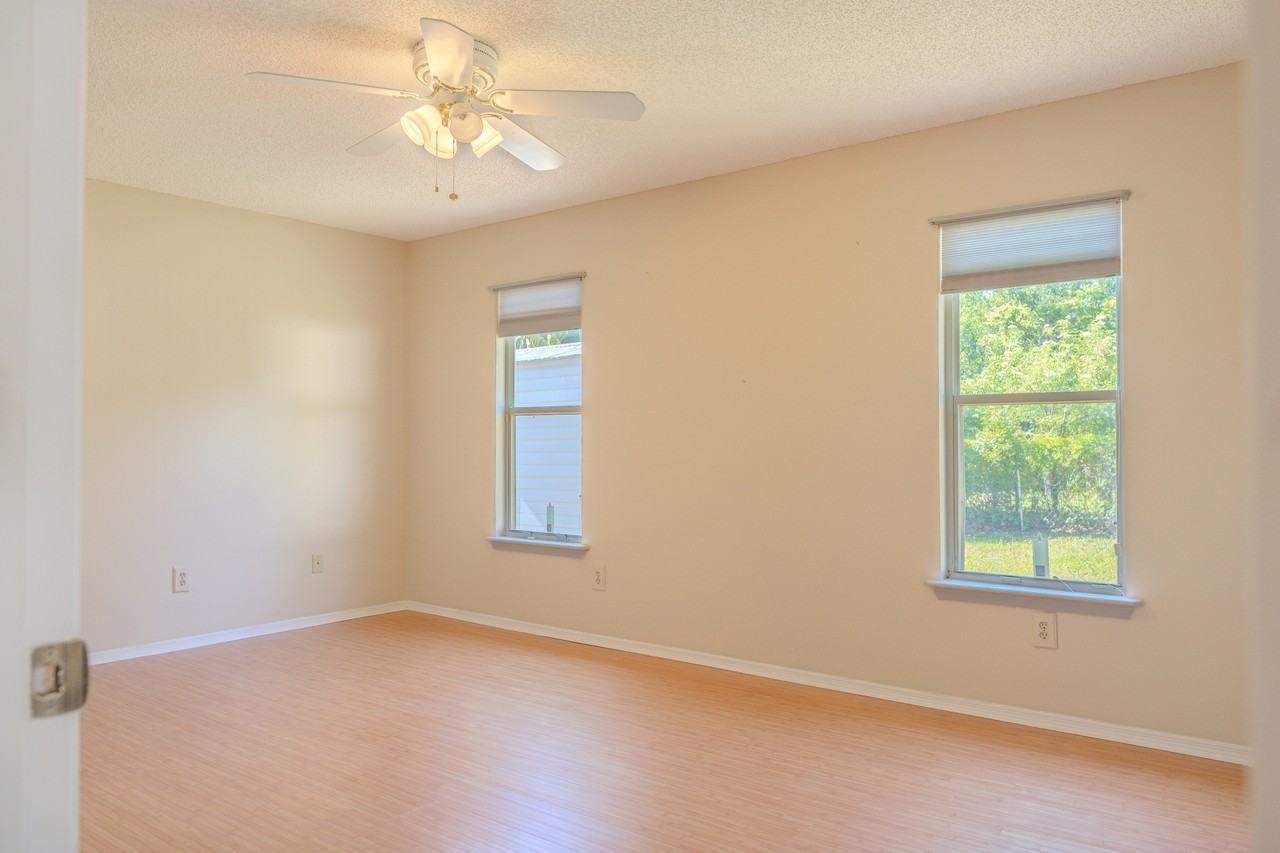 1011 Shayler Ave #1 - Photo 7 of 33