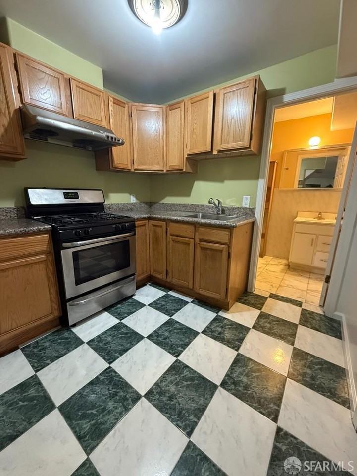 346 Monticello St ##A - Photo 7 of 9