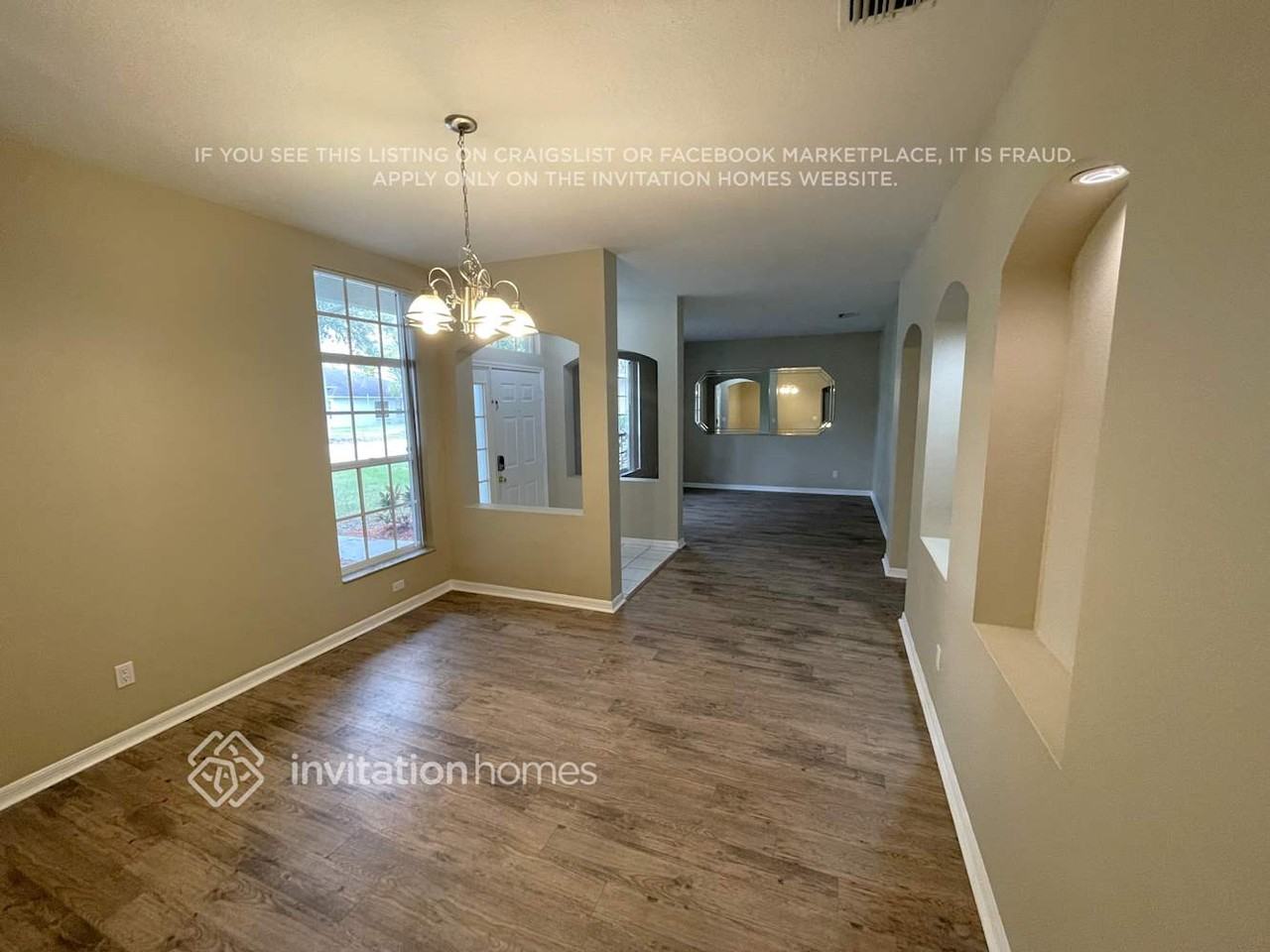 5806 Laguna Woods Ct - Photo 2 of 20