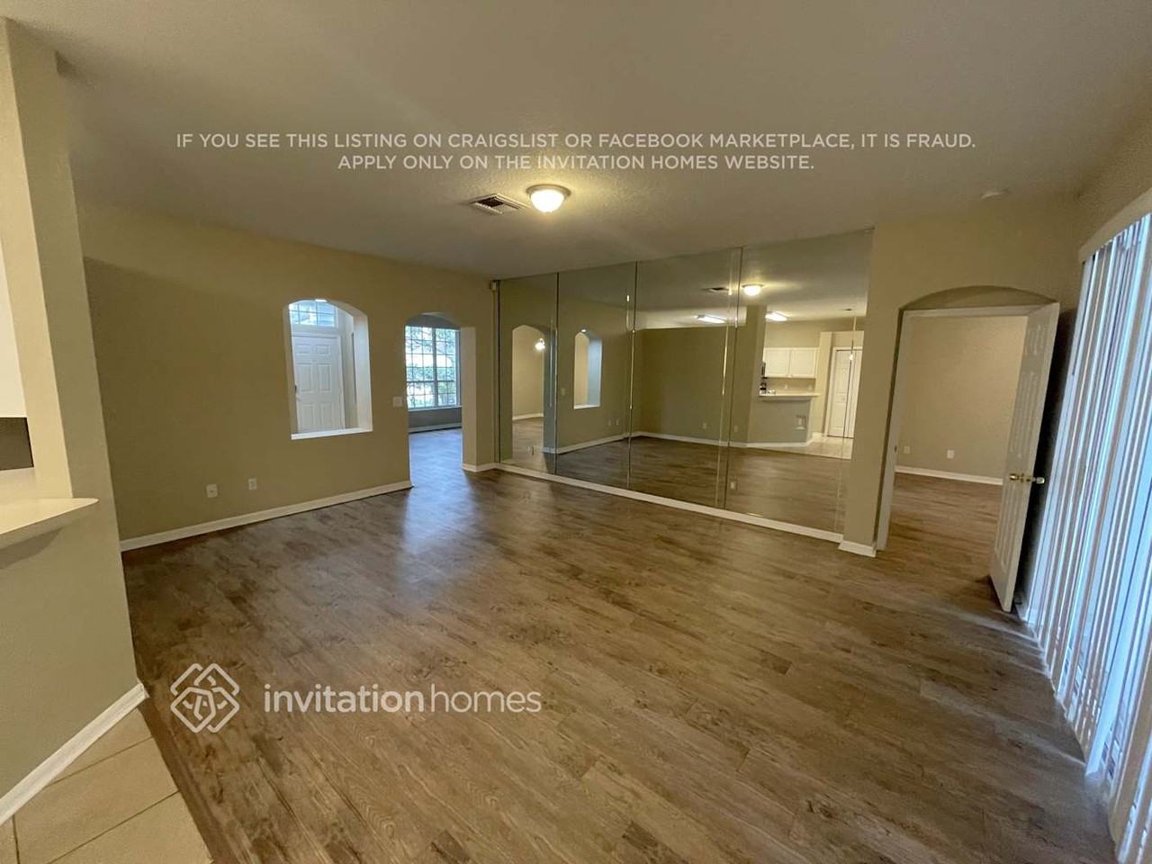 5806 Laguna Woods Ct - Photo 4 of 20