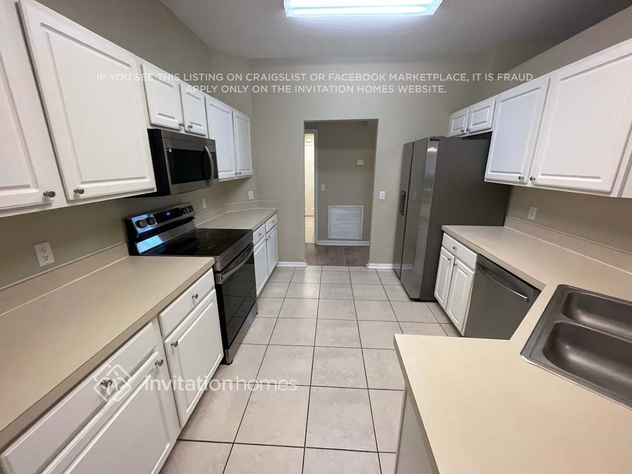 5806 Laguna Woods Ct - Photo 7 of 20