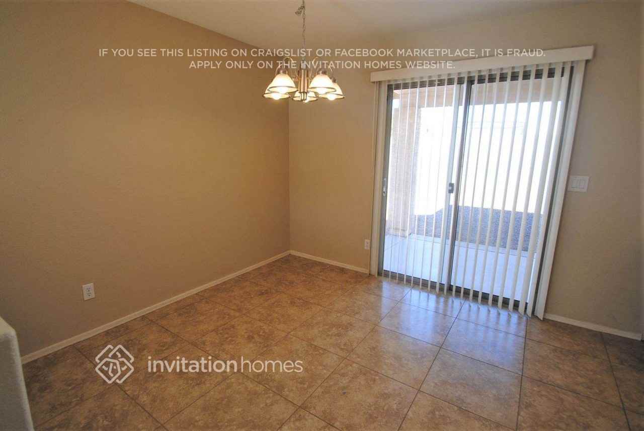 7168 W Citrus Way - Photo 5 of 10