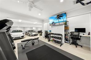 Alamanda Dr - Photo 2 of 8