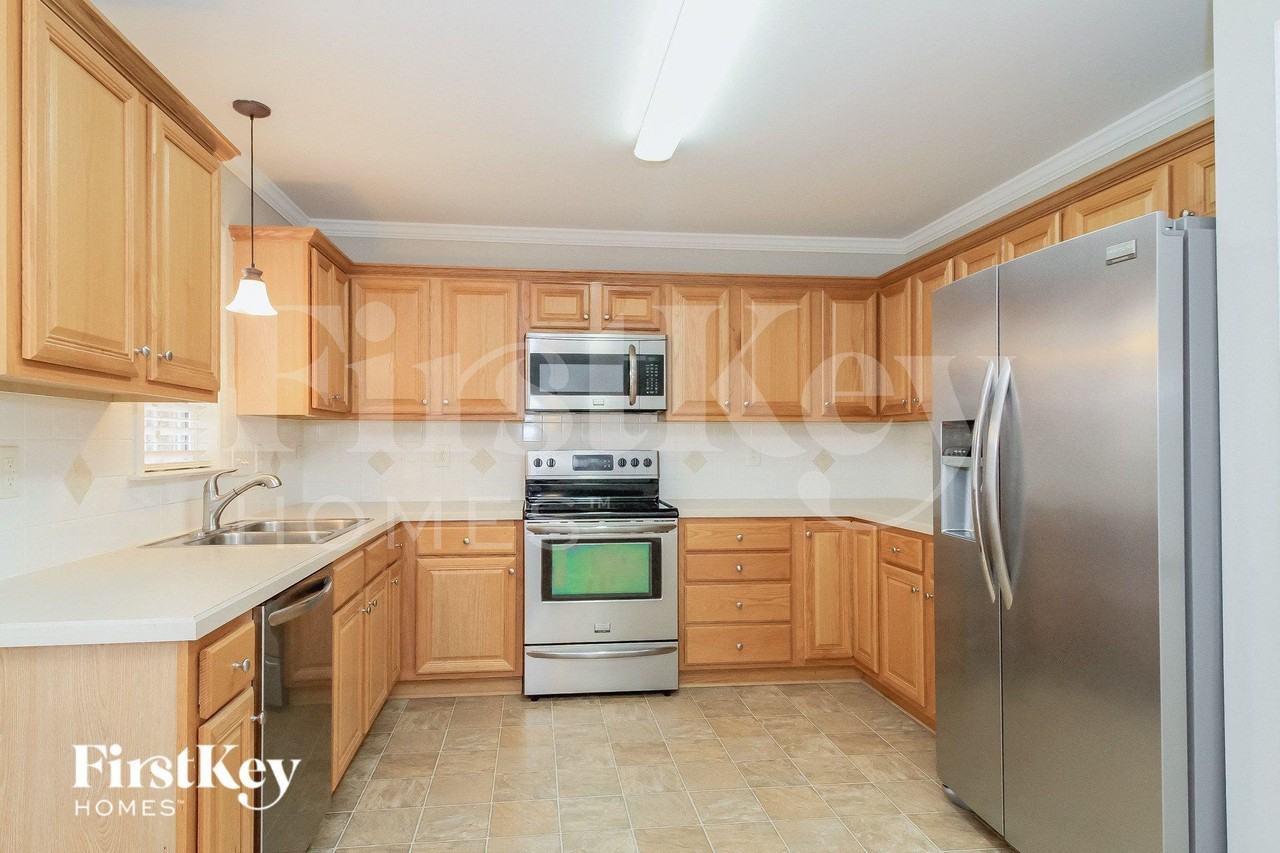 4141 Meredith Woods Ln - Photo 6 of 15