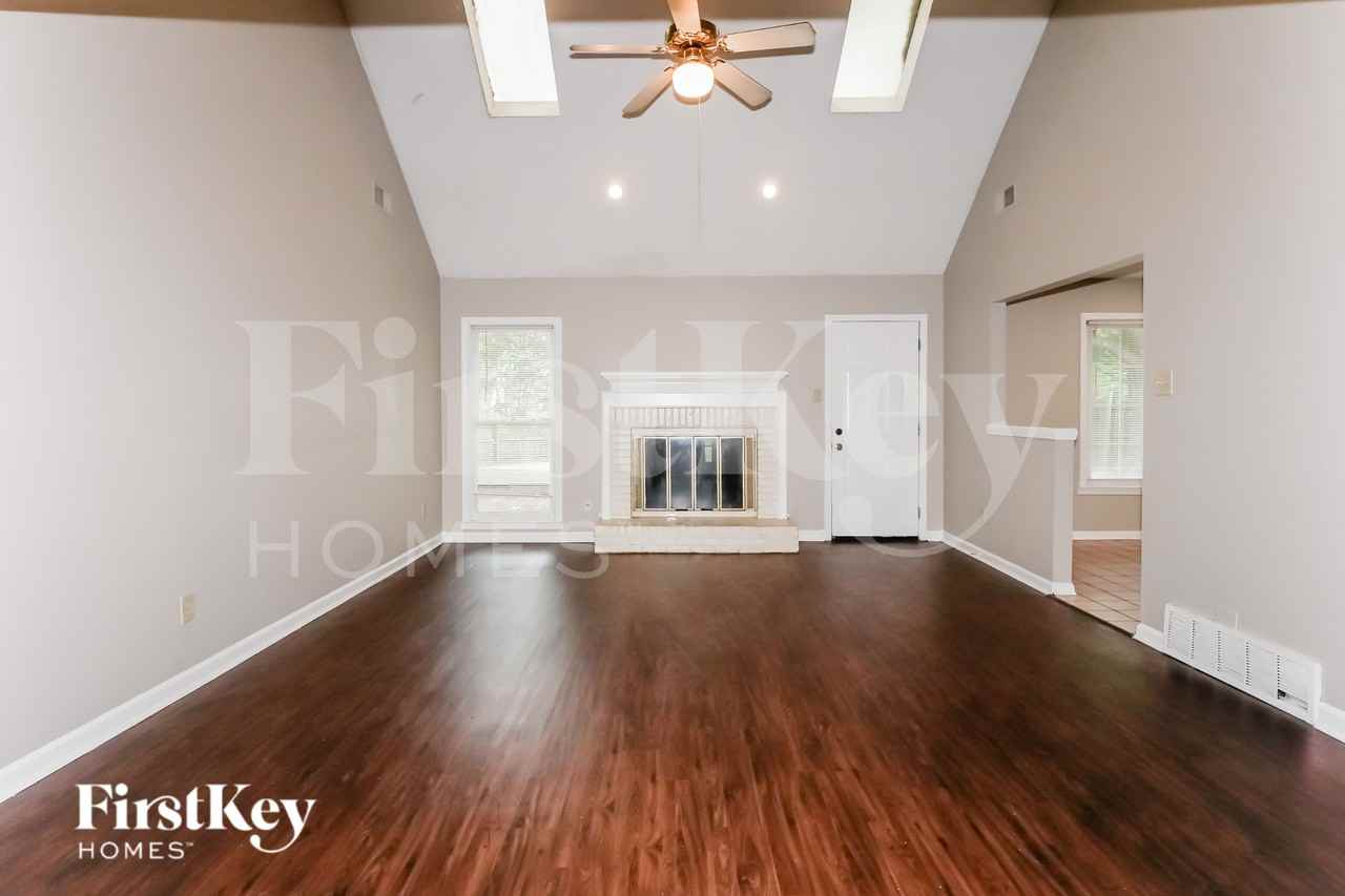 8441 Woolrich Dr - Photo 3 of 19