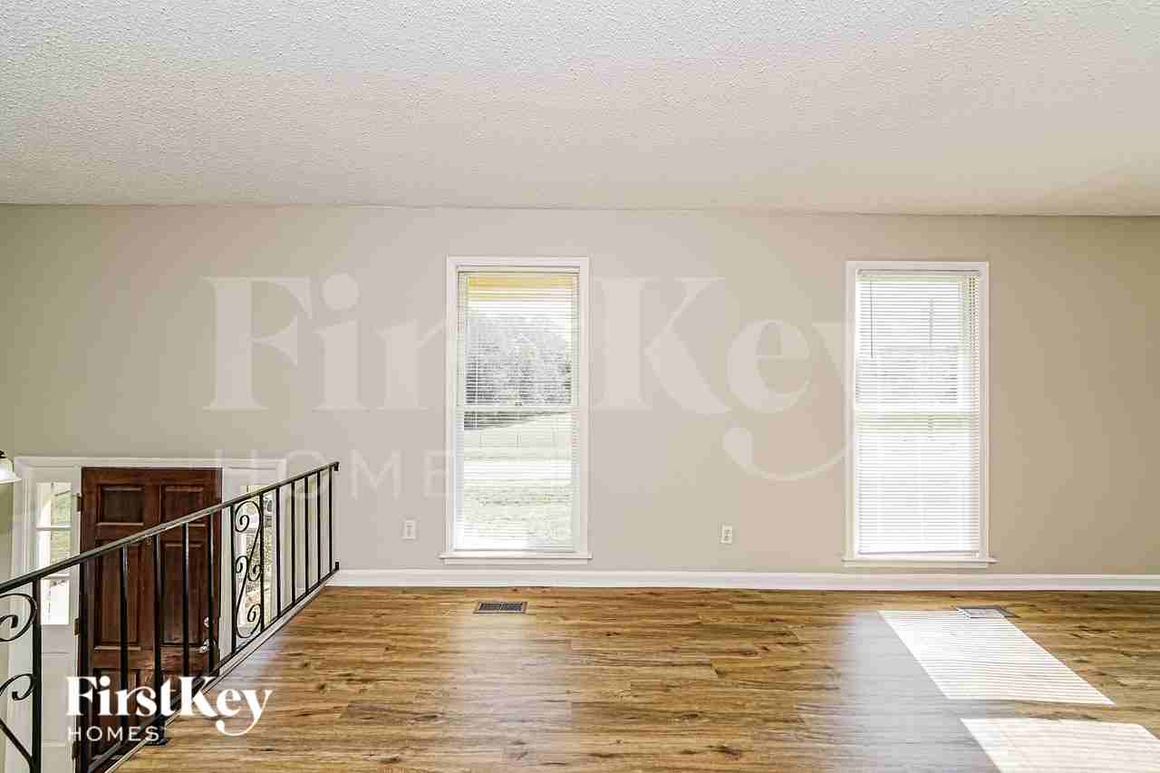 1259 Huffman Rd - Photo 3 of 19