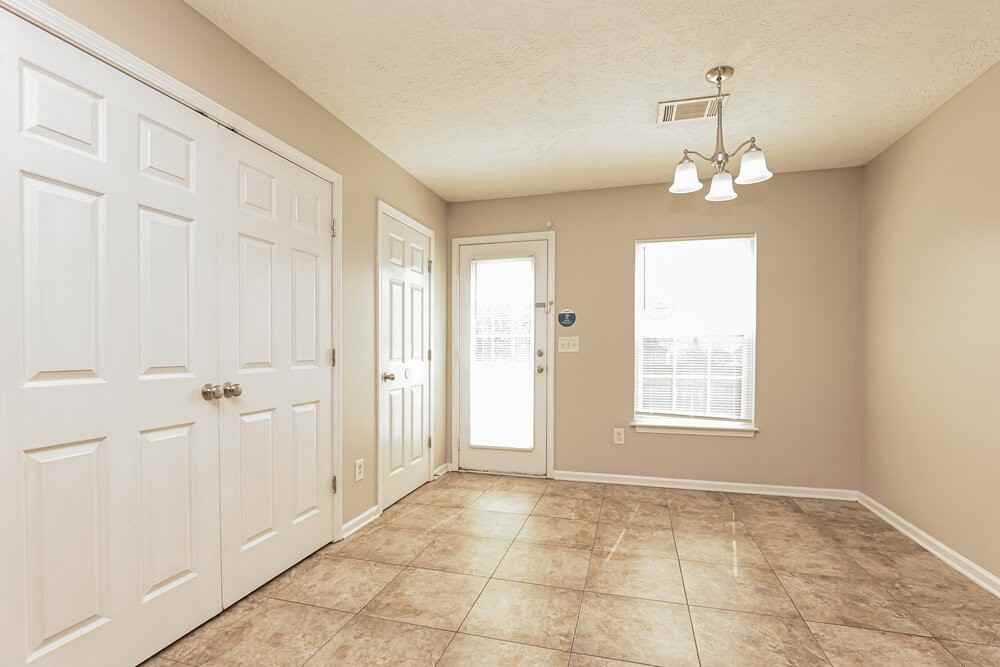 165 Howard Woody Dr - Photo 5 of 16