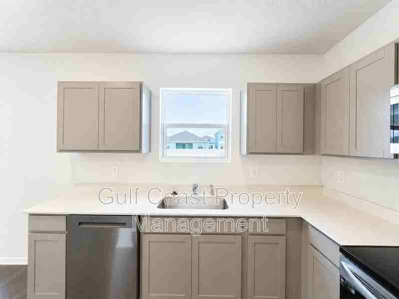 13031 Bluff Oak Way - Photo 5 of 32