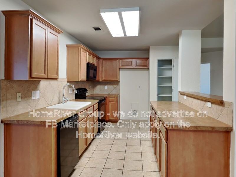 717 River Run Dr - Photo 6 of 26