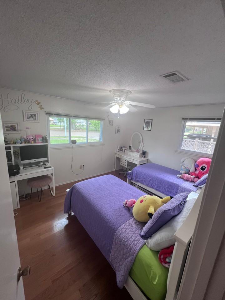 9410 Vienna Ave - Photo 7 of 17