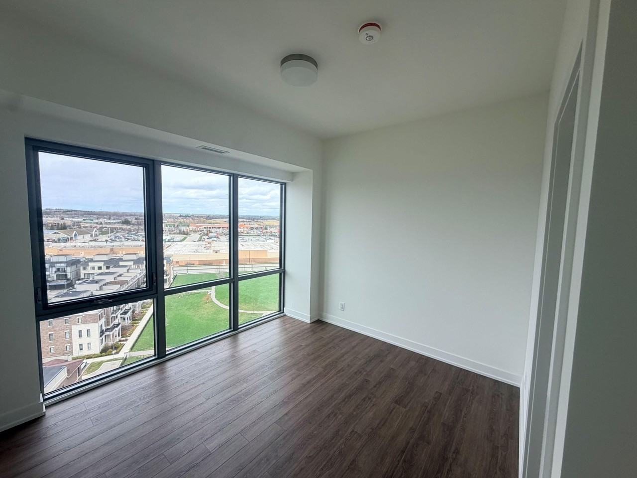 51 Clarington Blvd #1112 - Photo 5 of 13