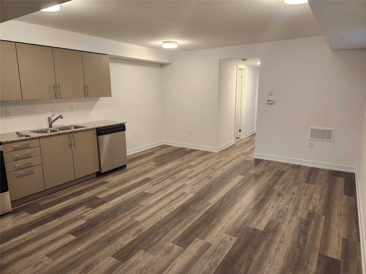205 West Oak Trail #29 - Photo 4 of 8