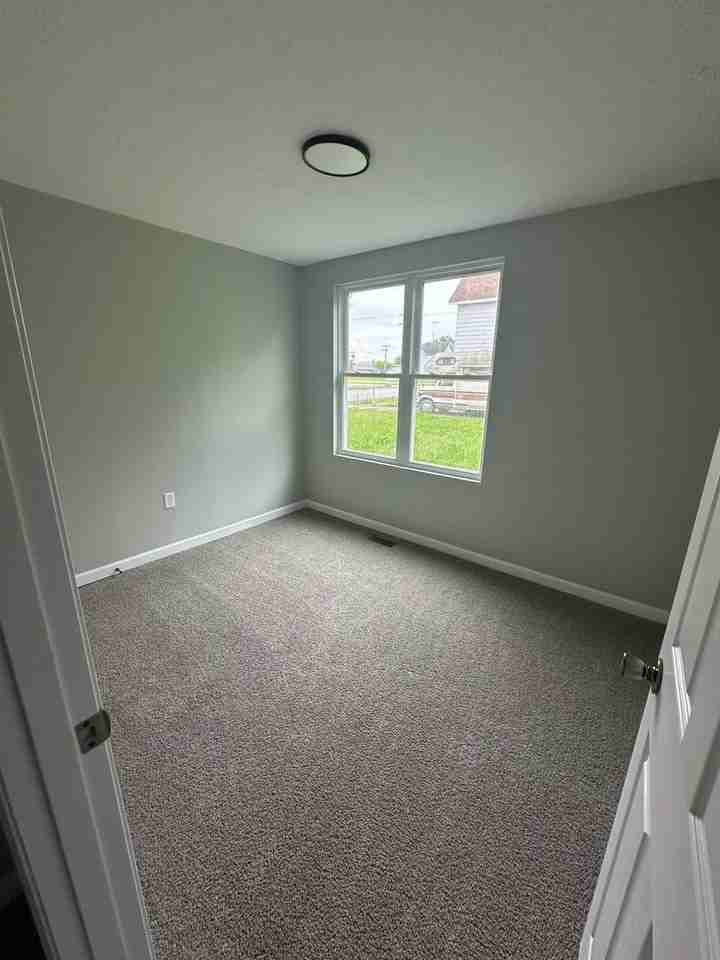1109 E Kirby Ave Whim & Proper, LLC) - Photo 6 of 21