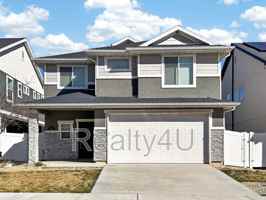 featured image of 138 E Crown Point Dr