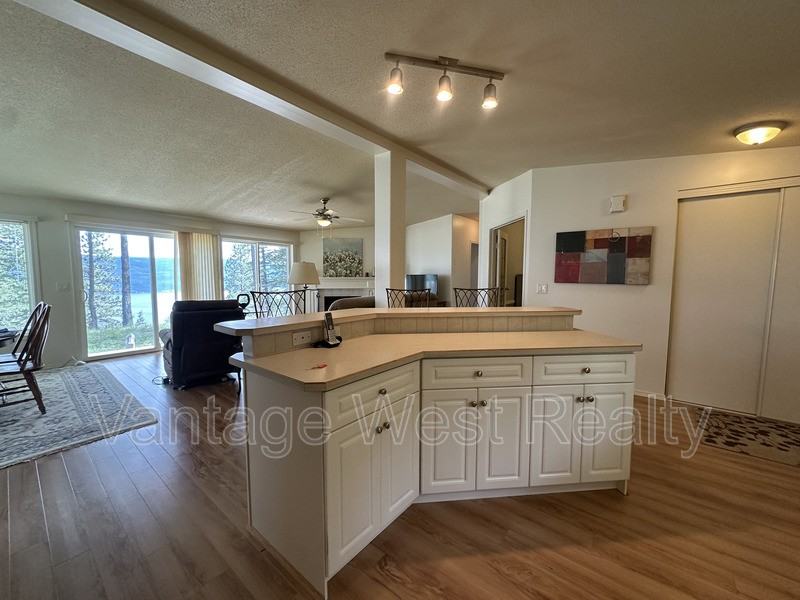 9481 Winchester Rd - Photo 4 of 24