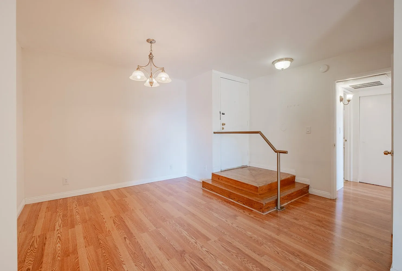 125 N Allen Ave #217 - Photo 4 of 26