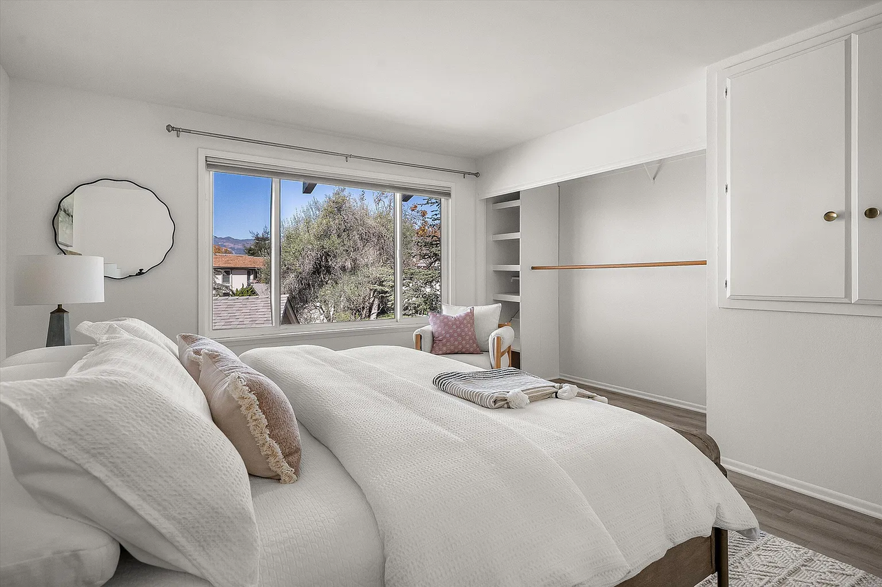 544 Mills Way - Photo 5 of 23