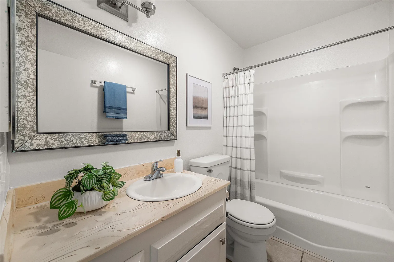 544 Mills Way - Photo 6 of 23