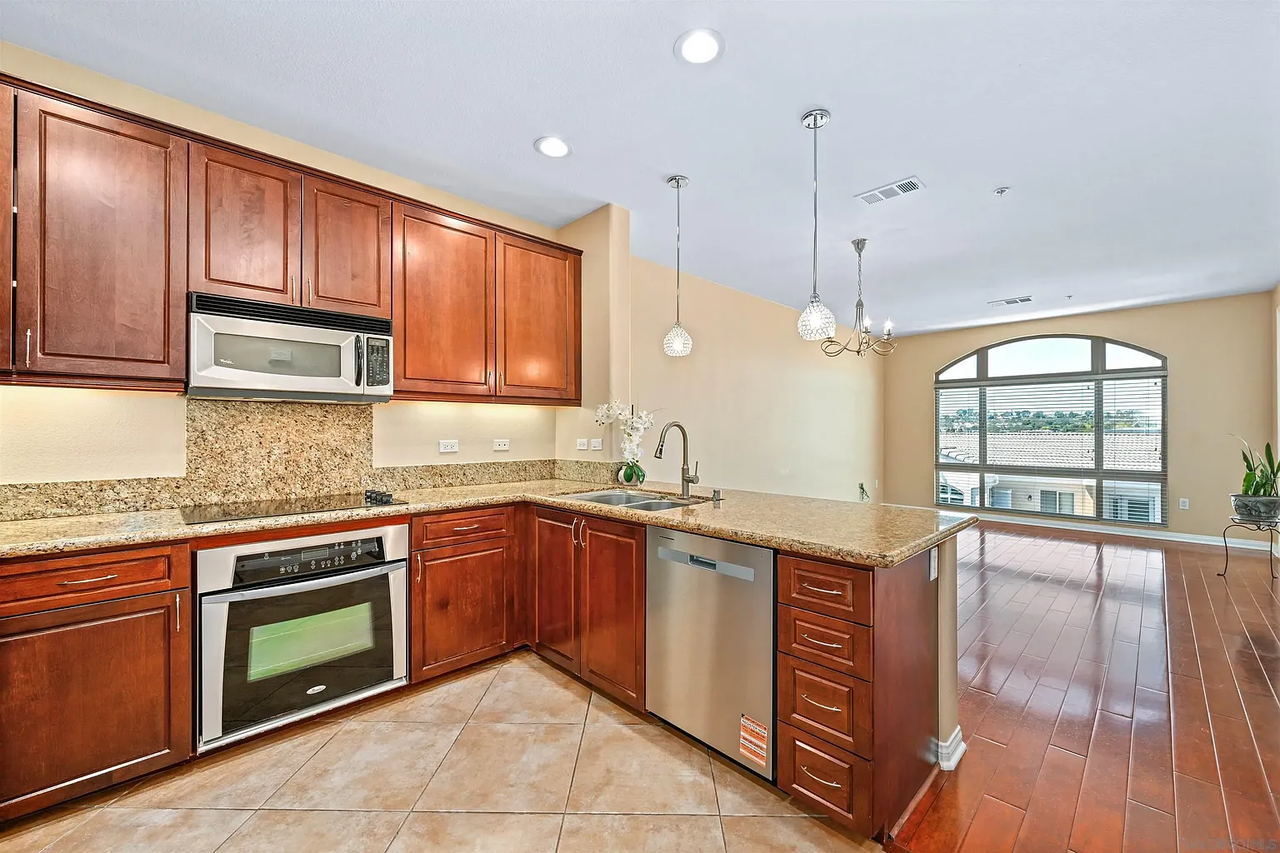 3877 Pell Pl #424 - Photo 7 of 25