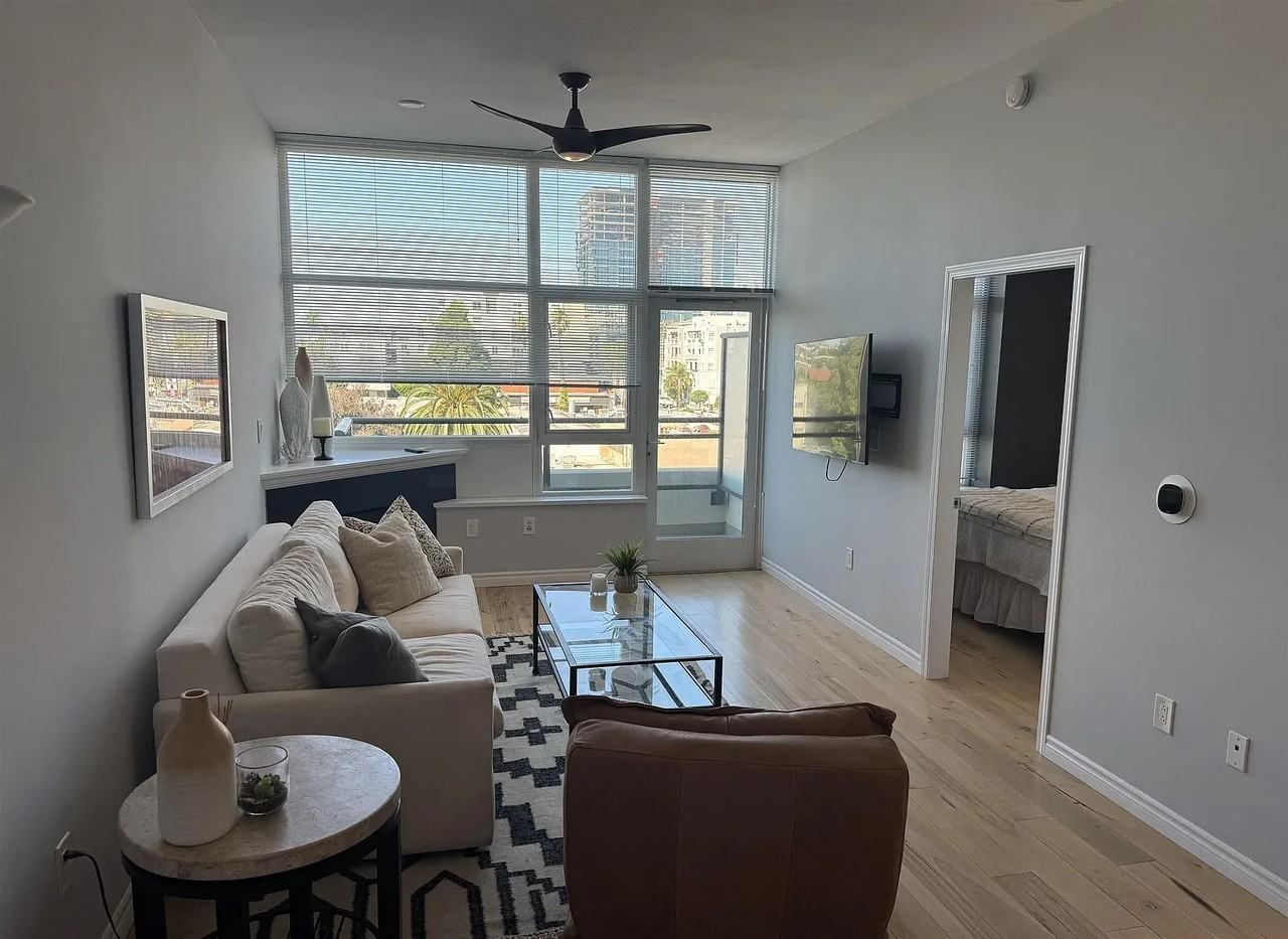475 Redwood St #509 - Photo 3 of 8