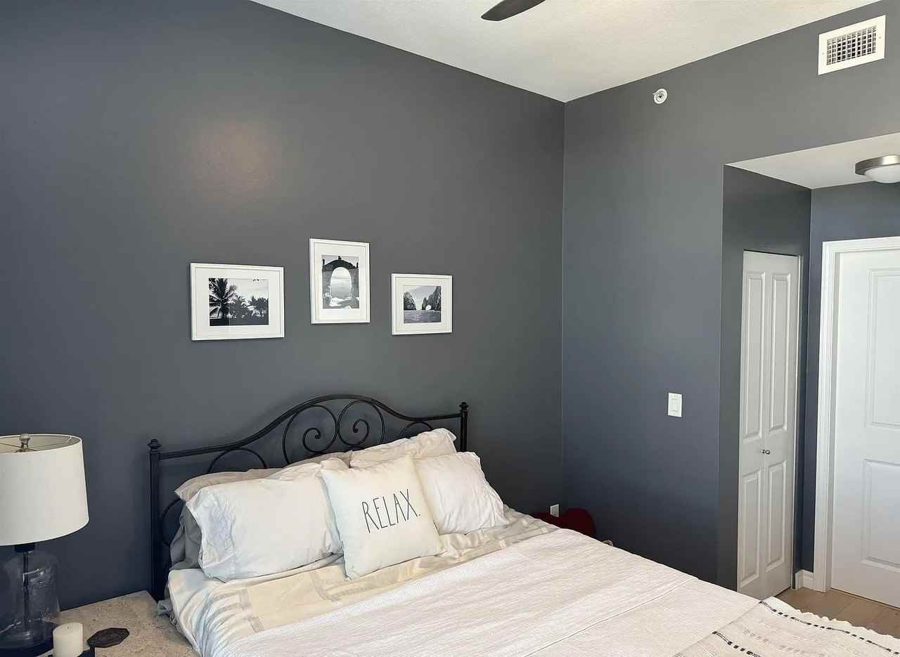 475 Redwood St #509 - Photo 4 of 8
